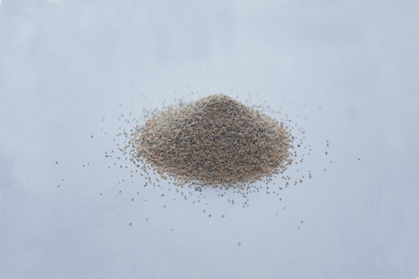 Fused Zr-Mg-Al Spinel